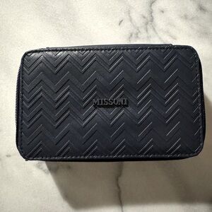 Missoni x Delta Travel Case